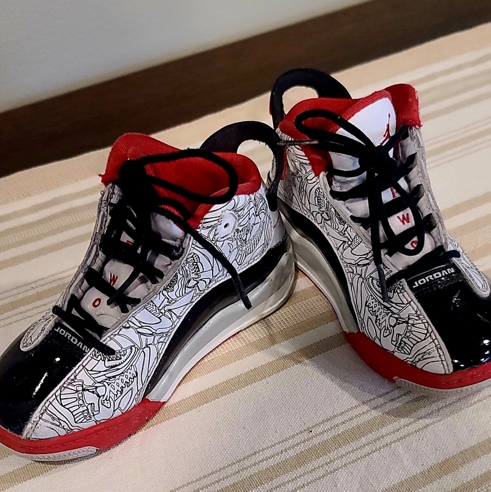 Toddler Jordan shoes